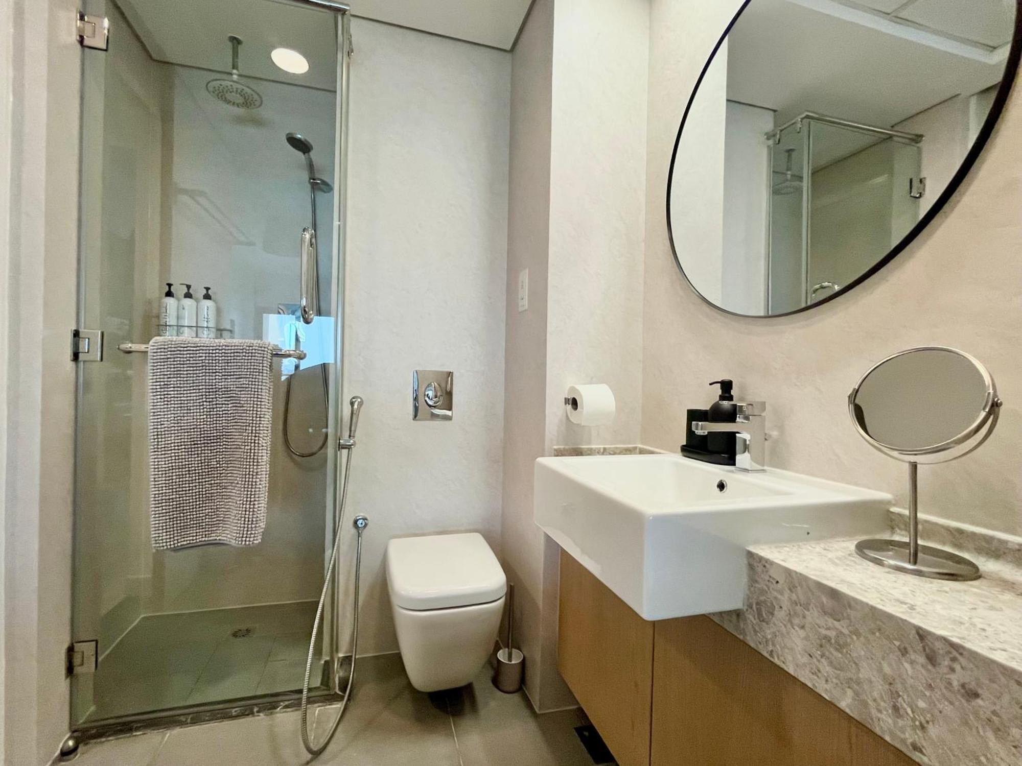Palm Jumeirah Upgraded & Cozy Boutique Apartment Дубай Екстериор снимка