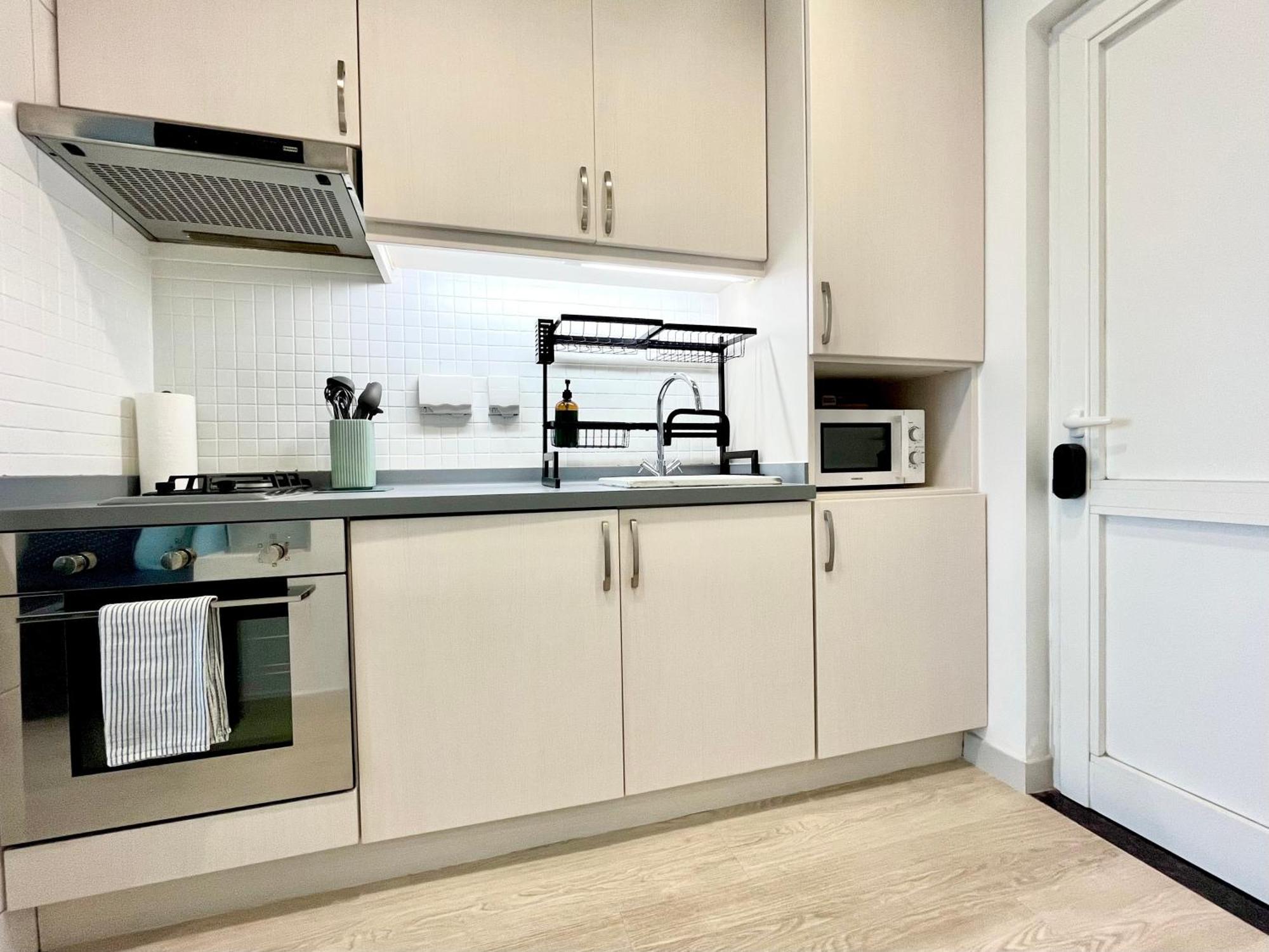 Palm Jumeirah Upgraded & Cozy Boutique Apartment Дубай Екстериор снимка
