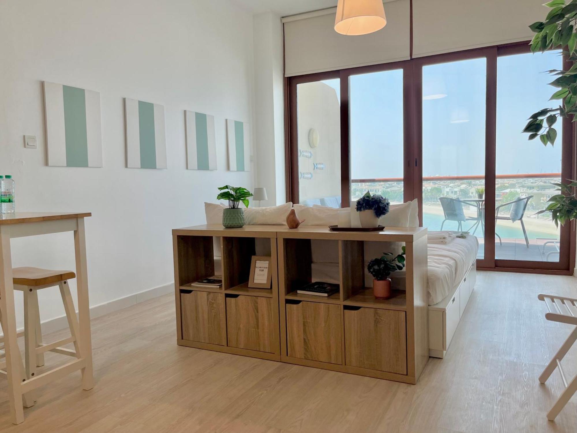 Palm Jumeirah Upgraded & Cozy Boutique Apartment Дубай Екстериор снимка