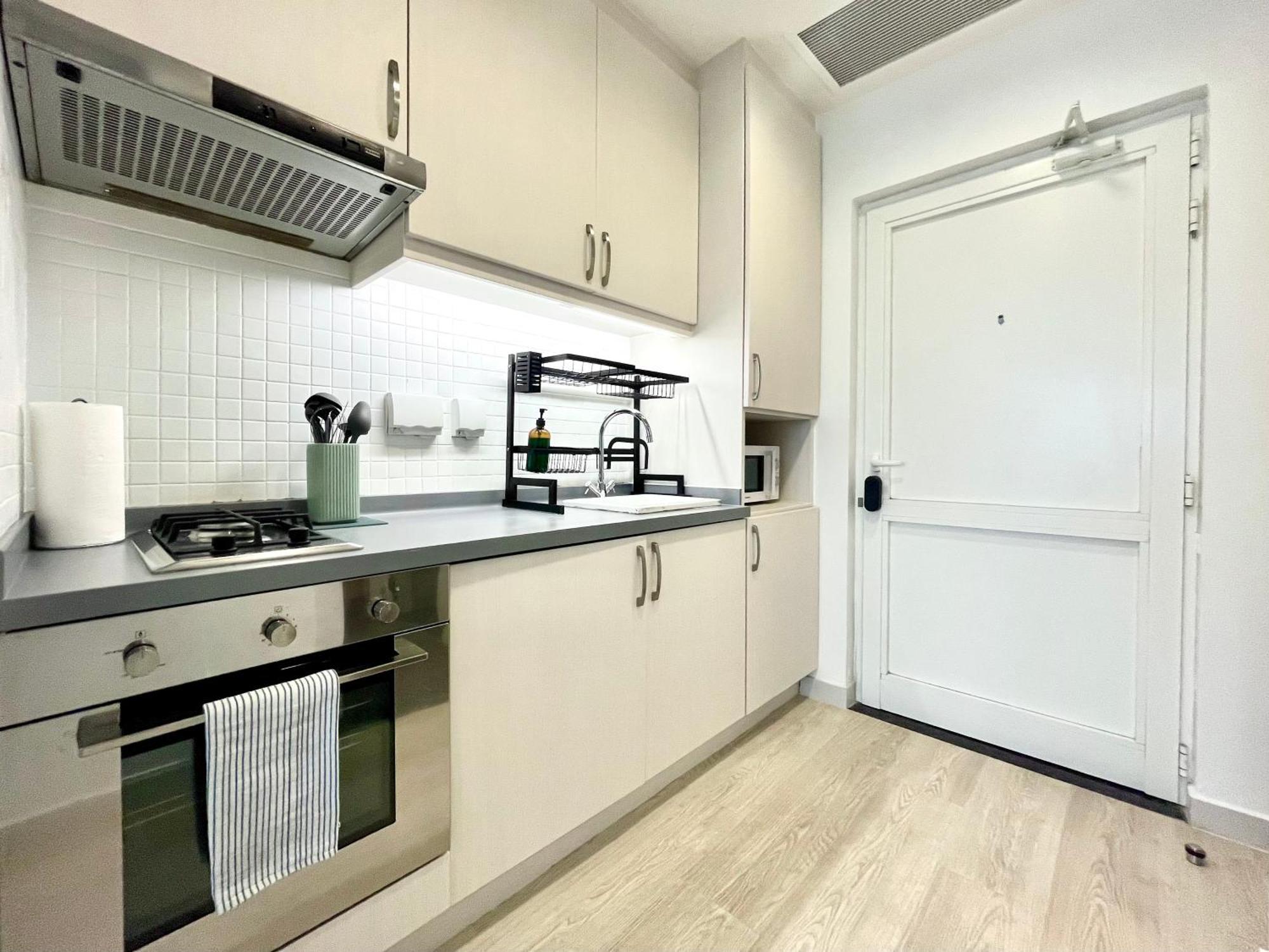 Palm Jumeirah Upgraded & Cozy Boutique Apartment Дубай Екстериор снимка